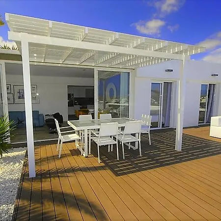Playa Blanca Sleeps 6 Pool Air Con Wifi Playa Blanca (Lanzarote)